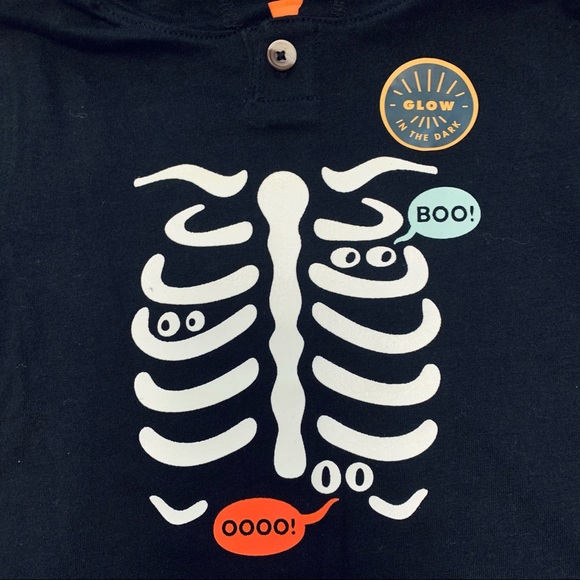 Skeleton long sleeve graphic - Picture 5 of 7